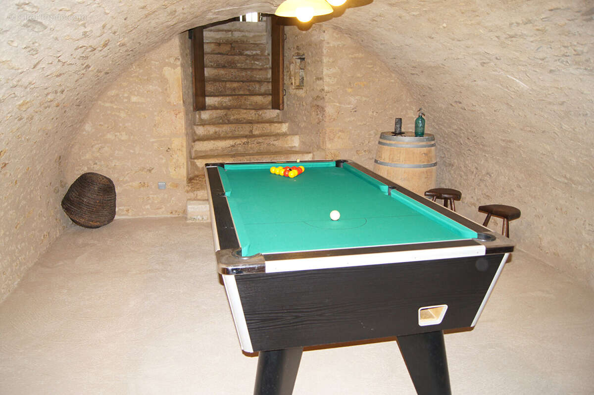 Maison à SAINT-PIERRE-D&#039;EXIDEUIL