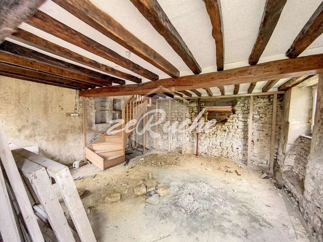 Maison à rénover à Bazoches - photo 4