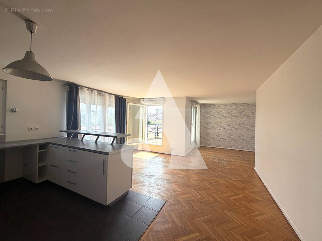 Appartement à SAINT-GRATIEN