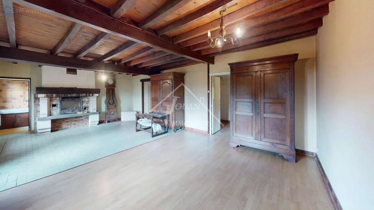 Maison à SALIGNY-SUR-ROUDON