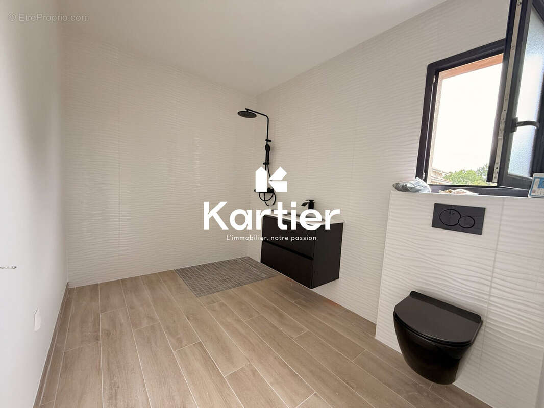 Maison à SAINT-SEURIN-SUR-L&#039;ISLE