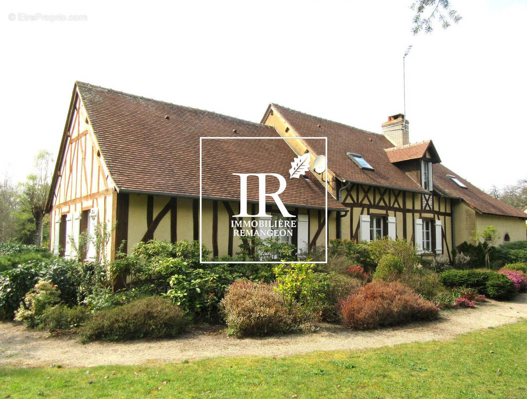 Maison à LAMOTTE-BEUVRON