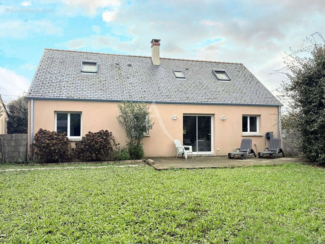 Maison à SAINT-MATHURIN-SUR-LOIRE