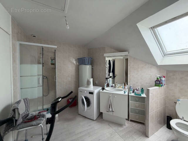 Appartement + studio + magasin - photo 22