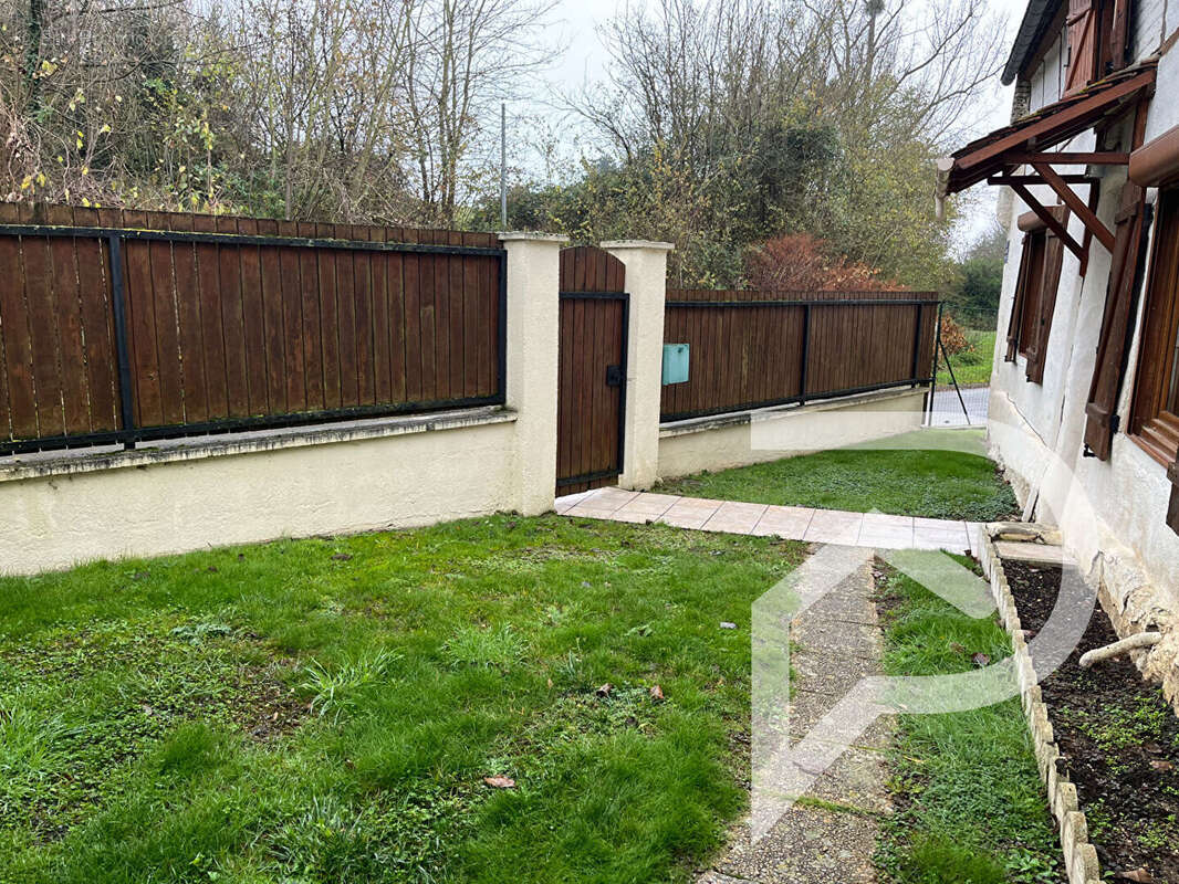 Maison à GRANDVILLERS-AUX-BOIS