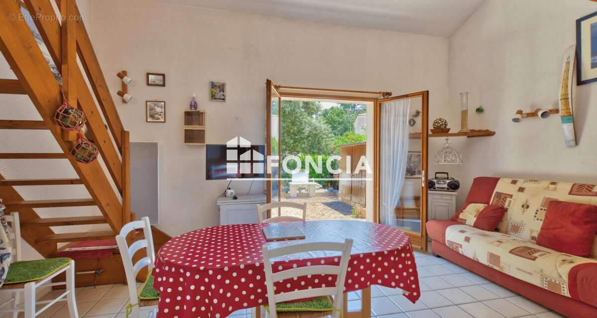 Maisonnette avec mezzanine et jardin dans résidence calme - photo 3