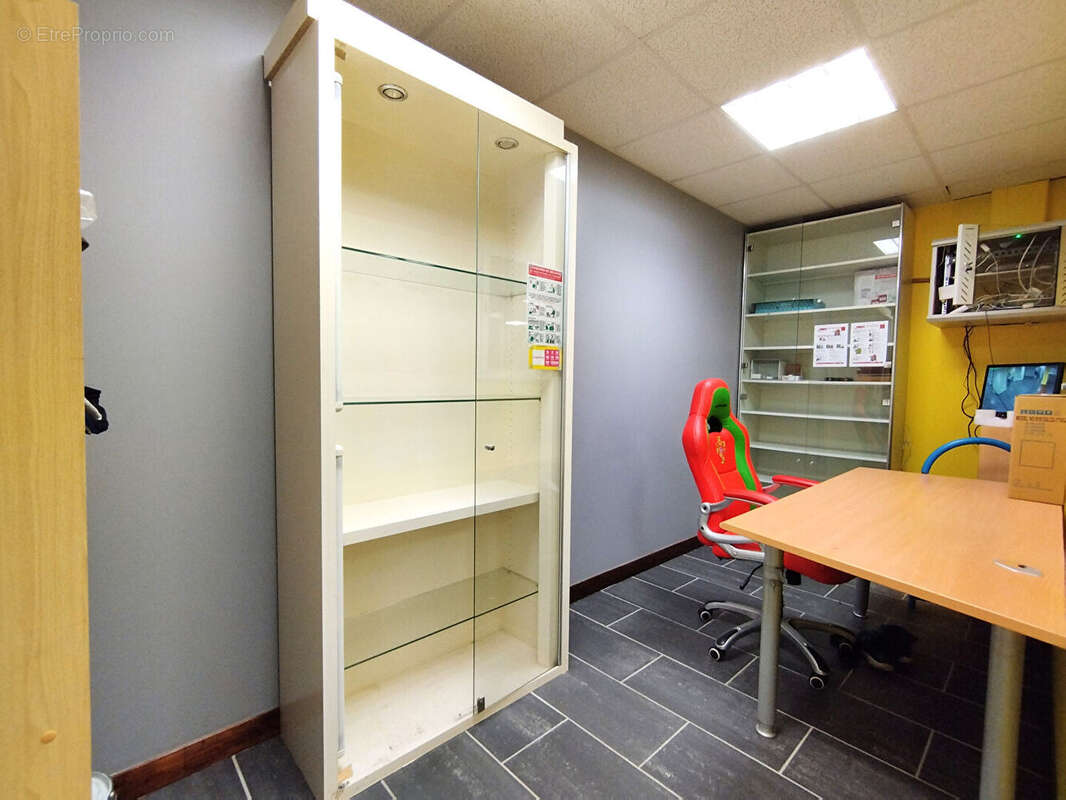 Commerce à SAINT-PIERRE-DES-CORPS