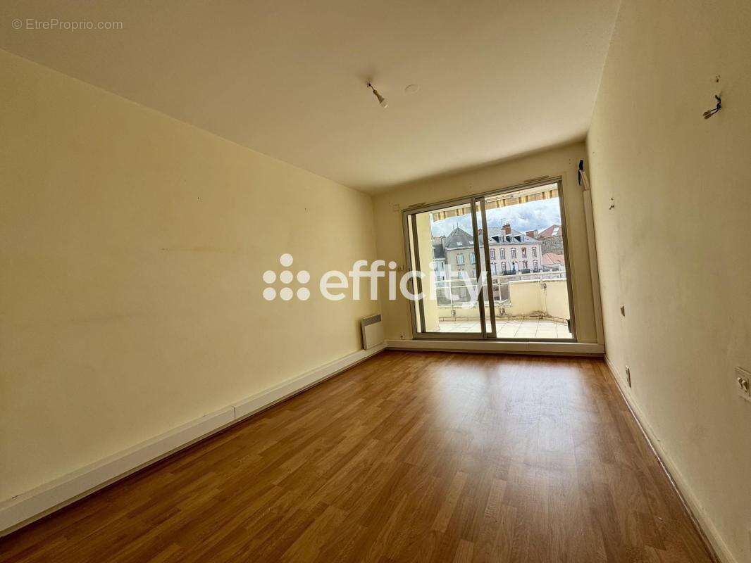 Appartement à THIERS