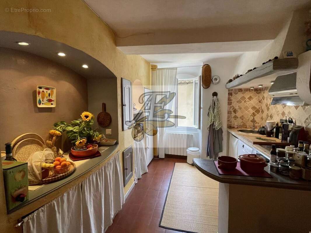 Appartement à SEILLANS