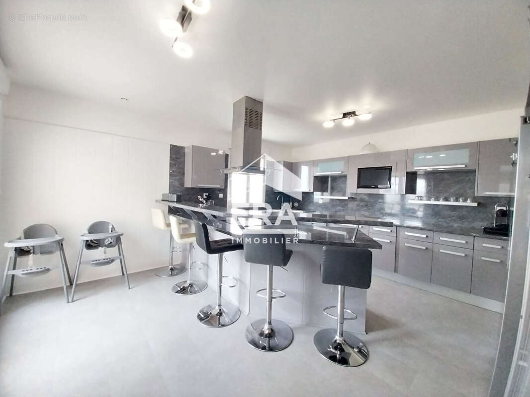 Autre à LA CHAPELLE-VENDOMOISE