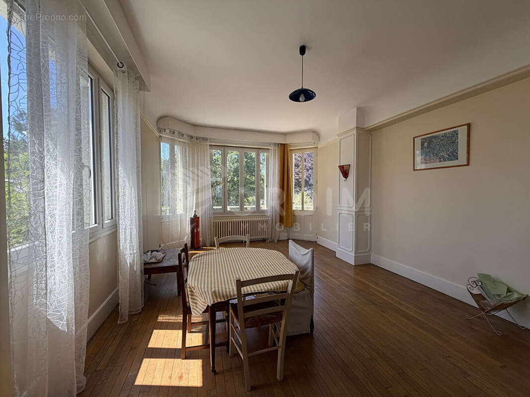 Maison à COSNE-COURS-SUR-LOIRE