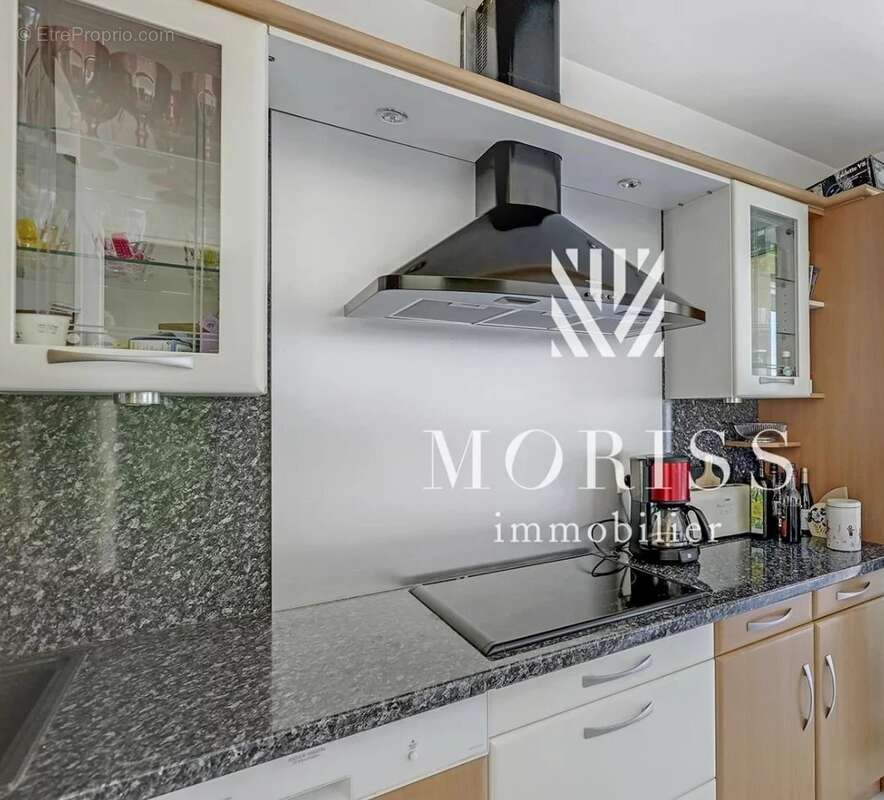 Appartement à LEVALLOIS-PERRET