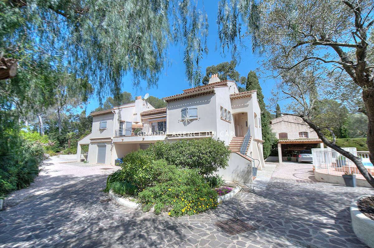 Appartement à SAINT-RAPHAEL
