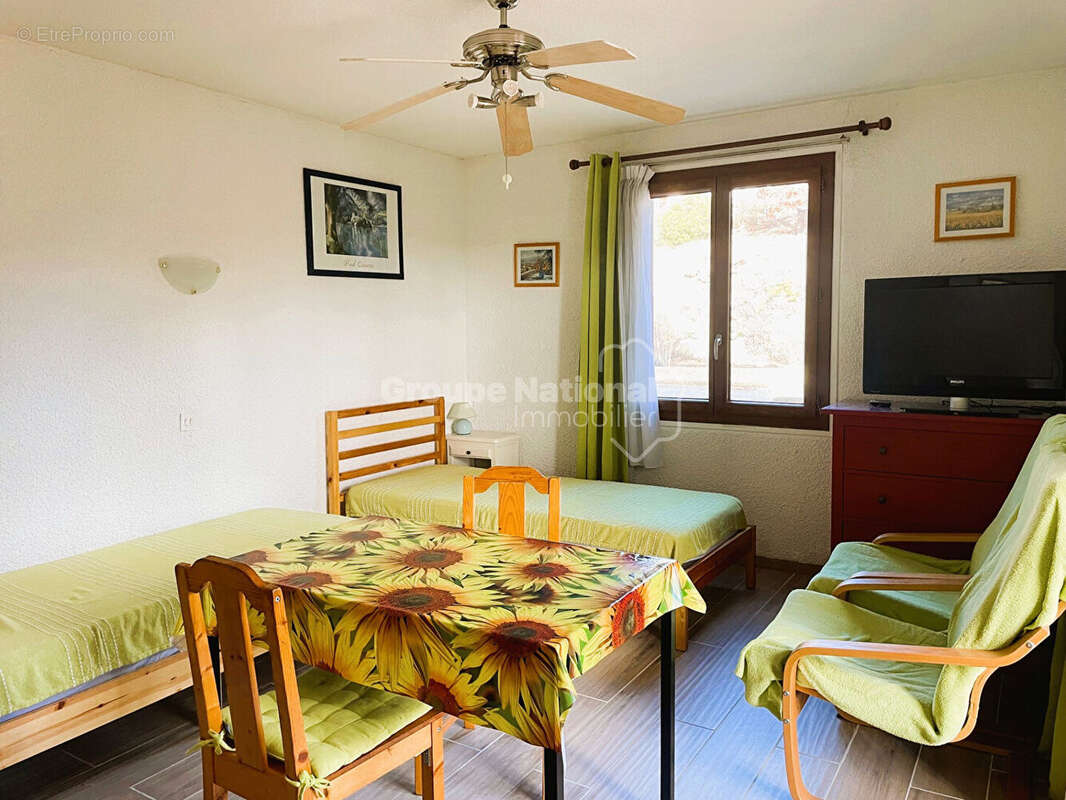 Appartement à GREOUX-LES-BAINS