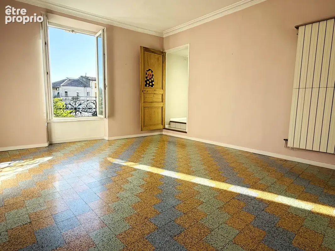Appartement en duplex T5 avec terrasse au coeur d'Alès - photo 1