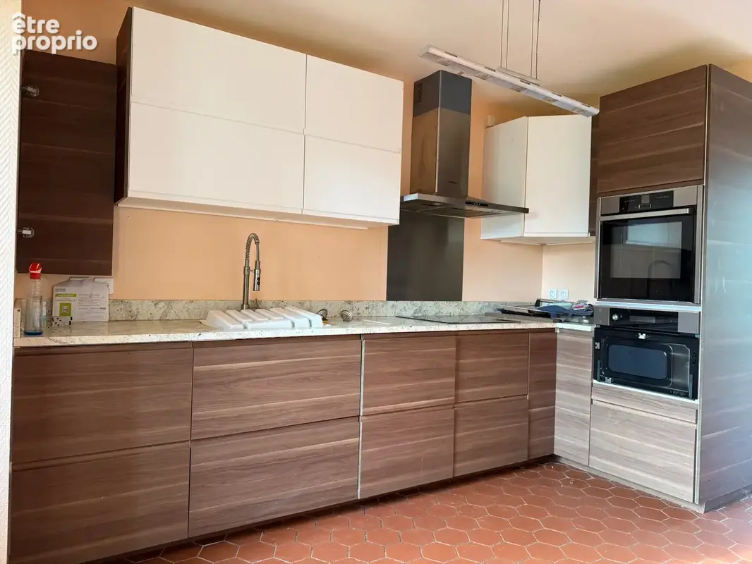 Auv 1213 : Grande maison habitable au calme, parcelle 570m2 - photo 6