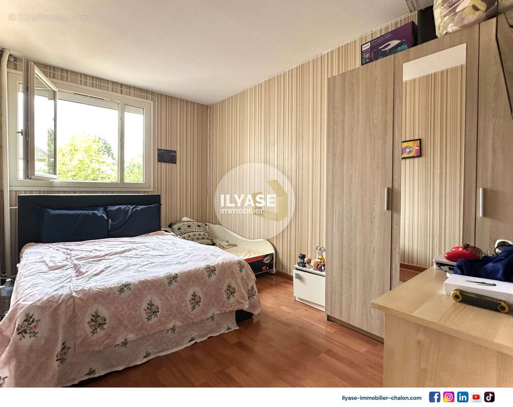 Appartement T4  3 CH  Cave  Parking privatif en sous-sol - photo 18