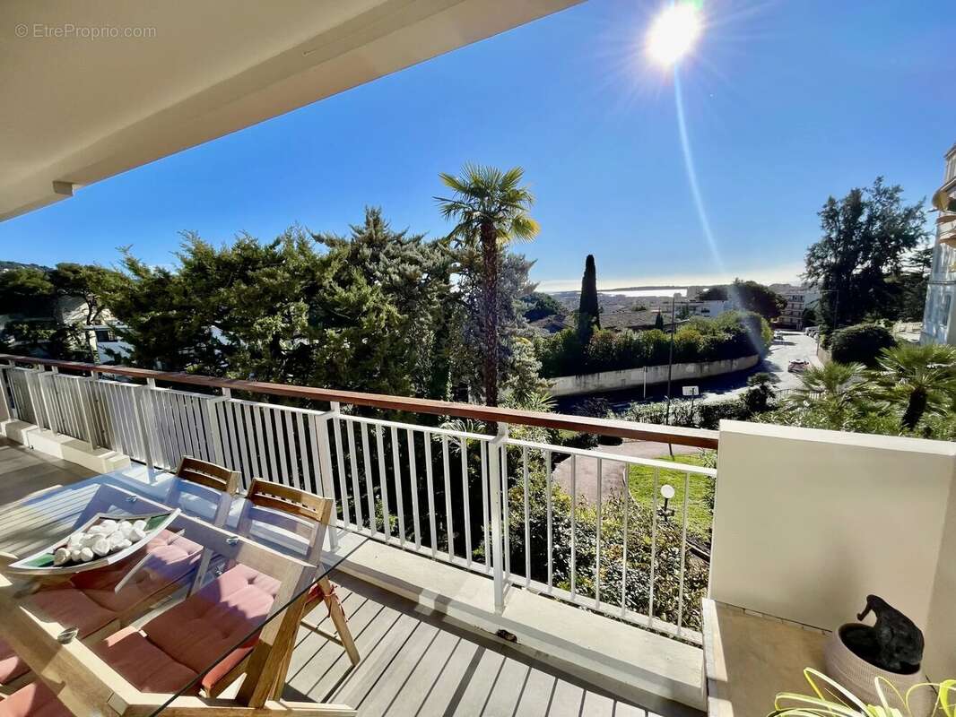 Appartement à CANNES