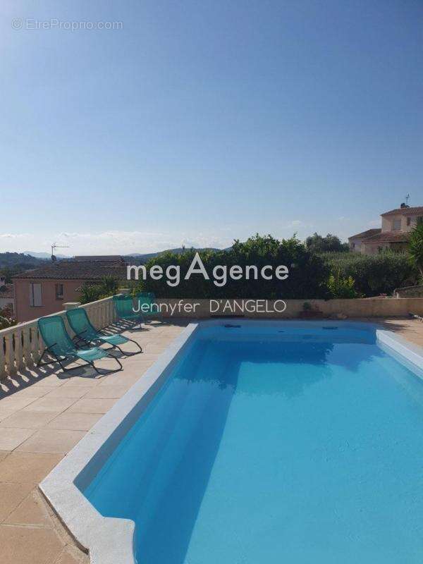 Maison à SANARY-SUR-MER