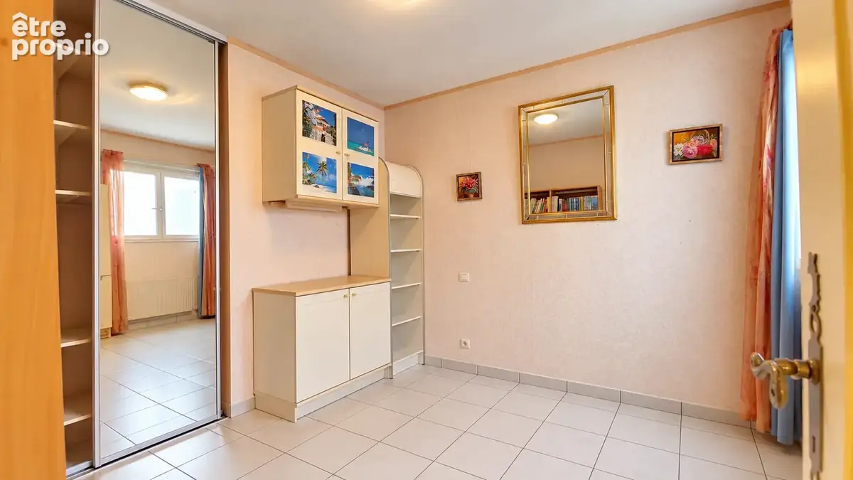 LE CANNET à vendre maison mitoyenne de 4 pièces de 93 m2 LC avec jardin sans vis-à-vis, parking et garage - photo 8