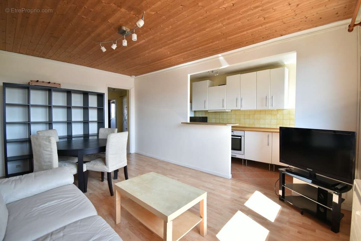 Appartement à vendre 2 pièces ANTONY (92), lumineux très proche RER et tramway - photo 2