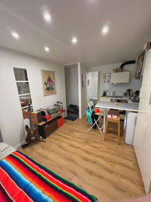 Appartement à PARIS-10E