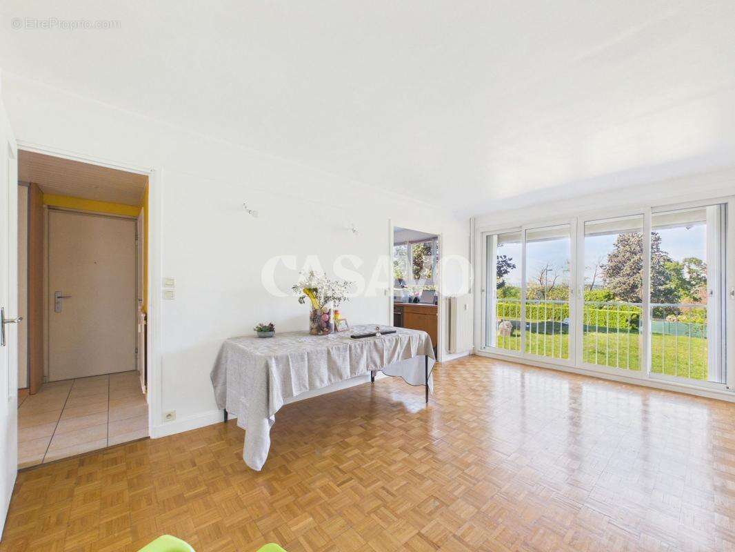 Appartement à CALUIRE-ET-CUIRE