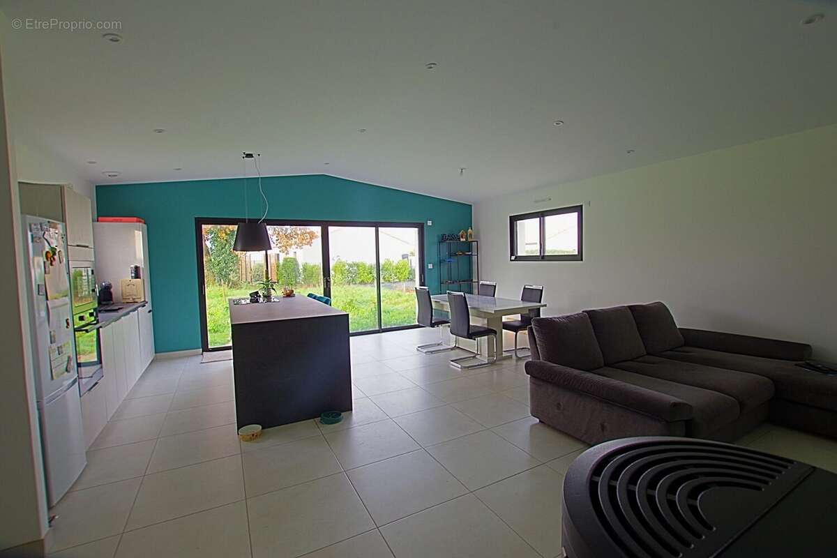 Maison à SAINTE-FOY