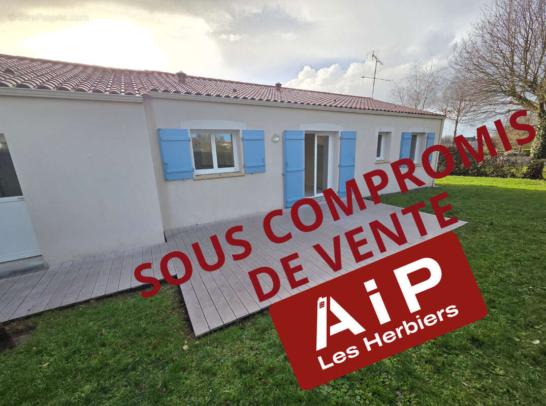 Maison à VENDRENNES