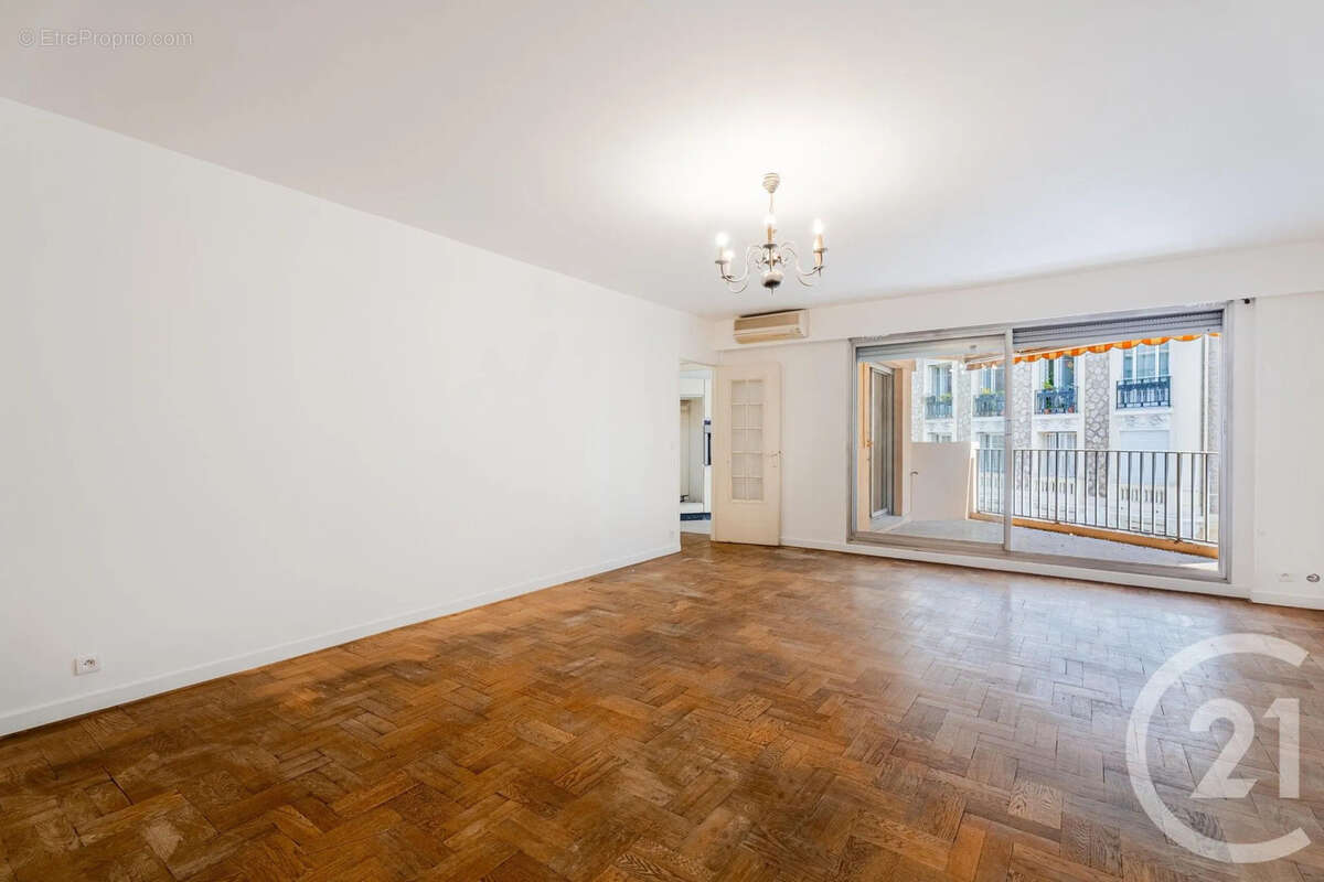 Appartement à NICE
