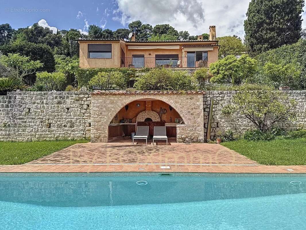 Maison à LA COLLE-SUR-LOUP