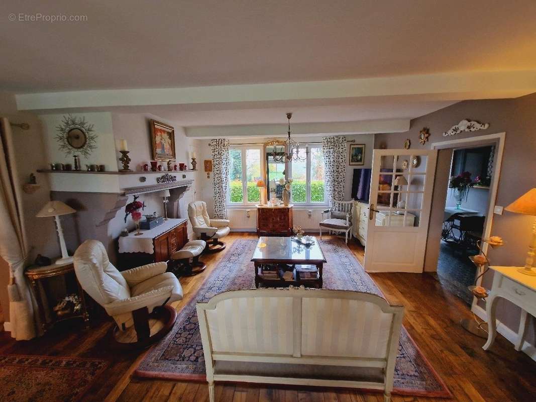 Maison à SAULCES-MONCLIN