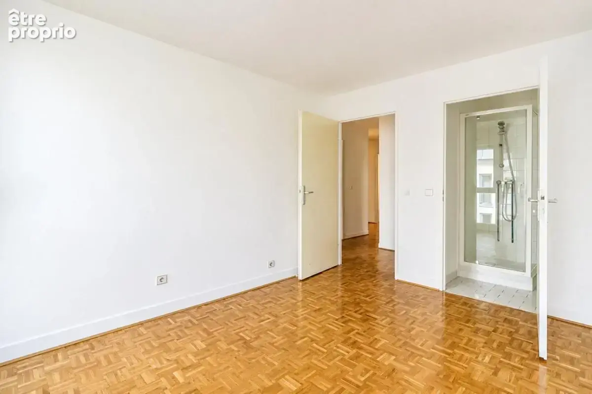 Appartement La Garenne Colombes 5 pièce(s) 96.91 m2 - photo 8