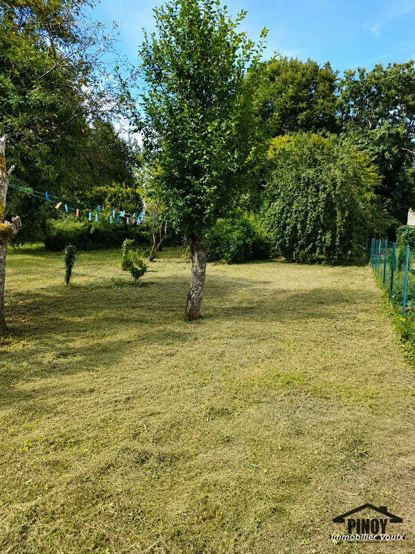 Maison ancienne avec jardin de 431 m2   Une belle opportunité aux portes de Villeneuve-la-Guyard - photo 9