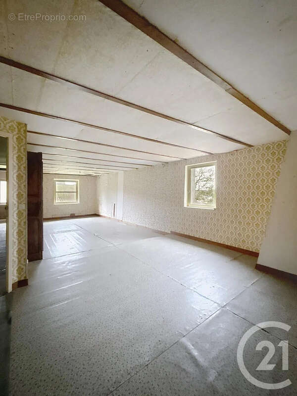 Maison à CHARMOIS-DEVANT-BRUYERES