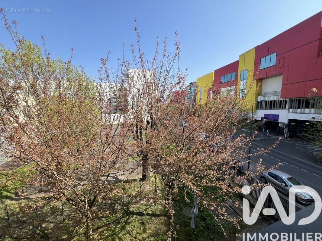 Photo 1 - Appartement à VILLENEUVE-LA-GARENNE