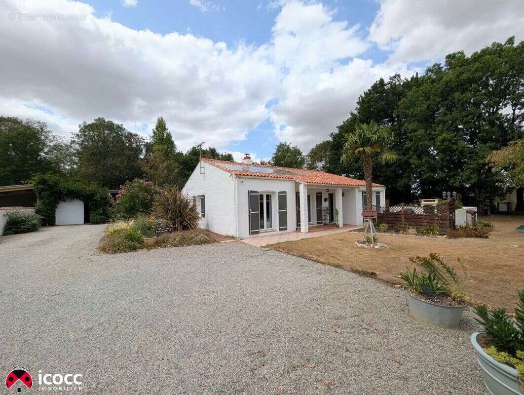 Maison 95 m² à Lairoux  - photo 8