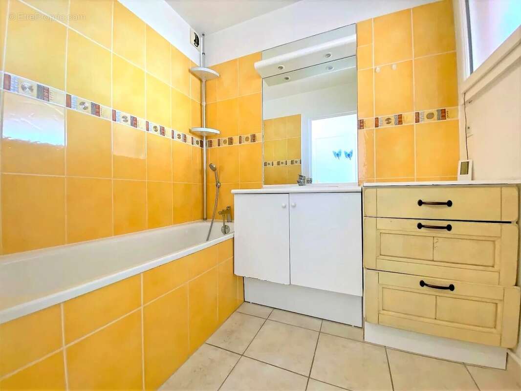 Appartement à MARSEILLE-13E