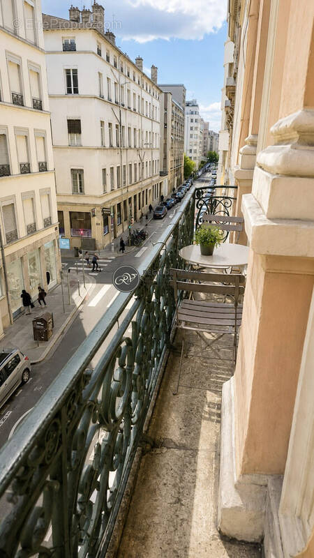 Appartement à LYON-6E