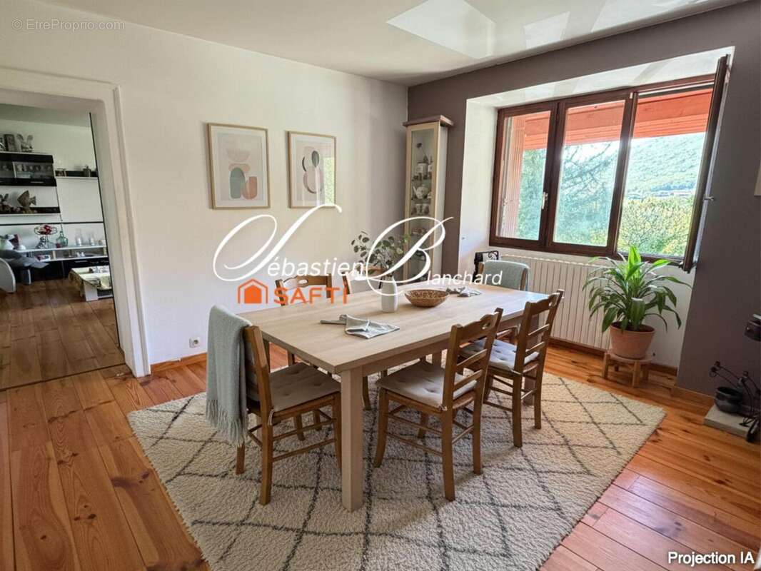 Maison 144 m² à Chanay  - photo 4
