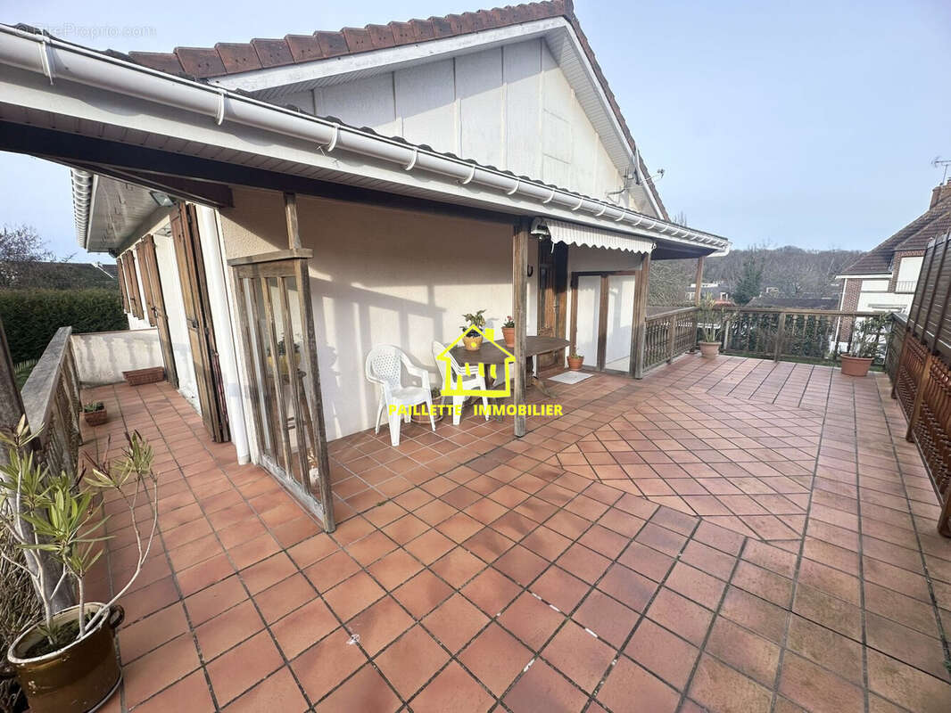 Maison à FONTAINE-LA-MALLET