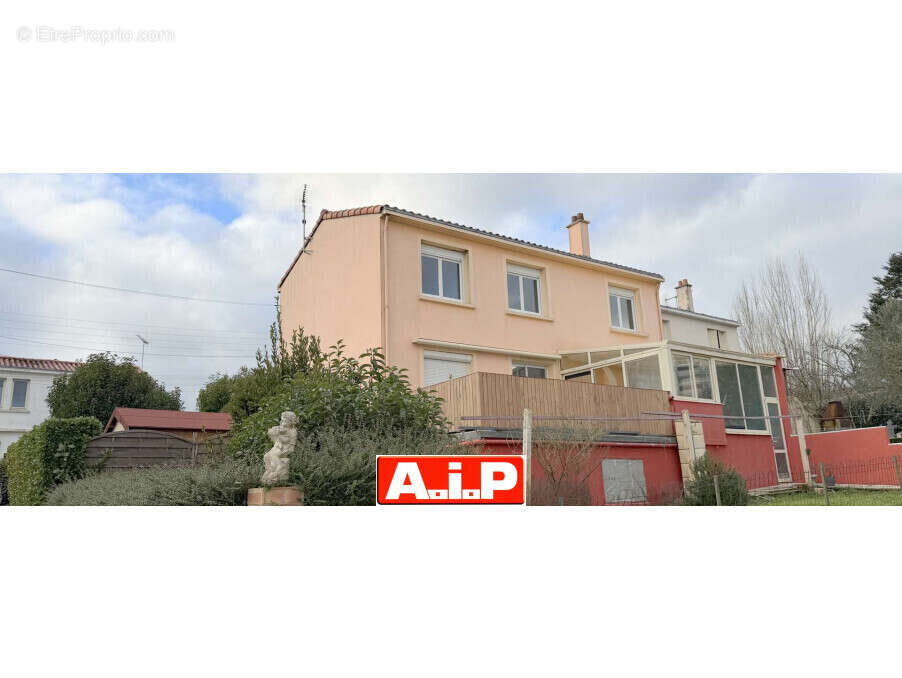 Maison à LA CHATAIGNERAIE