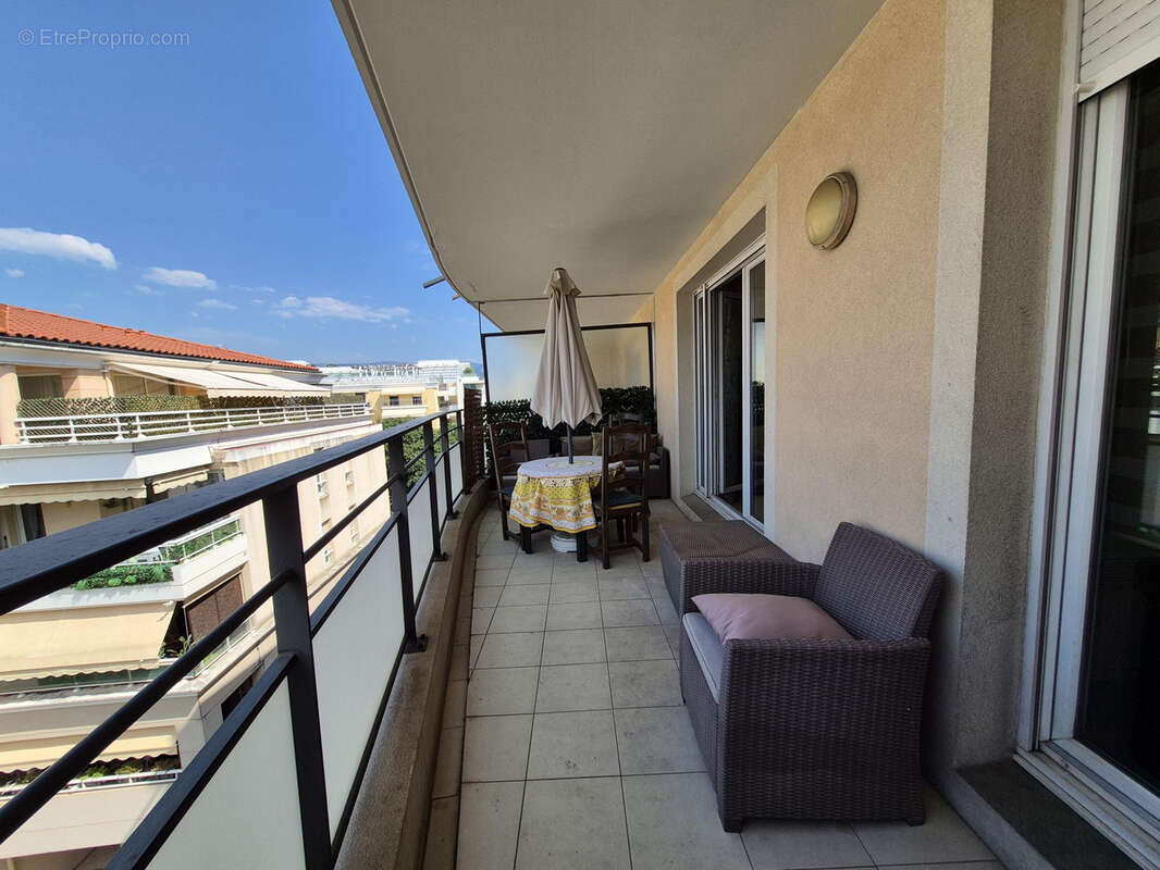 Cagnes Le Béal - 3P avec Terrasse Profonde et Garage - photo 15