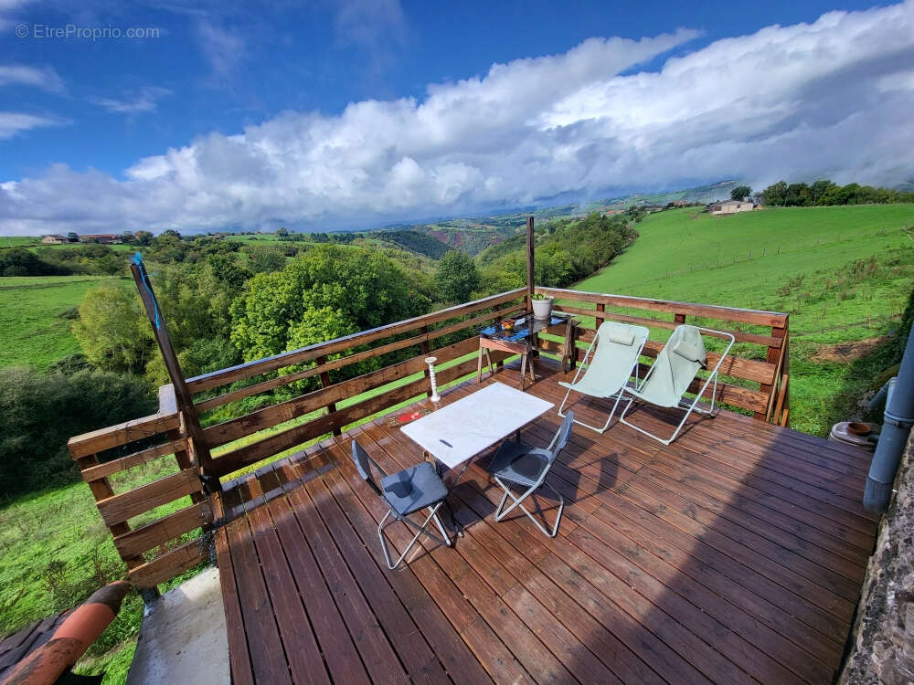 Maison à ALMONT-LES-JUNIES