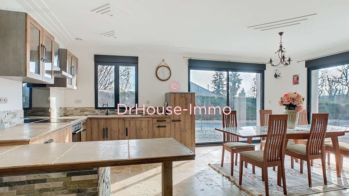 Maison à ANNESSE-ET-BEAULIEU