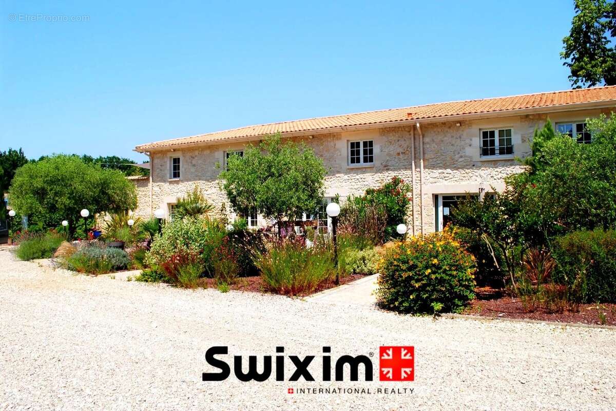 Appartement à SAINT-GERMAIN-D'ESTEUIL