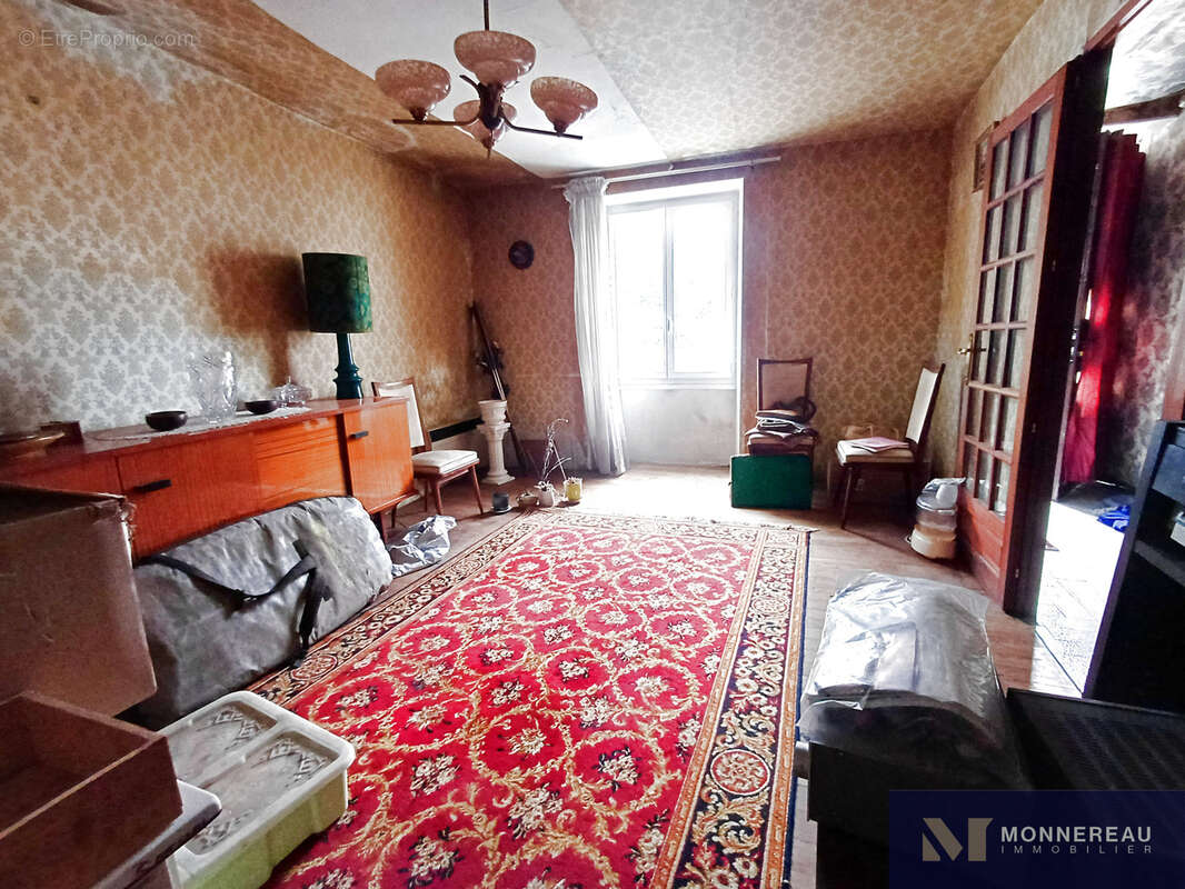 Maison de ville a renover - photo 2