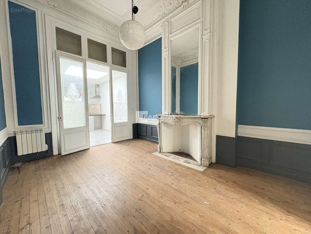 Appartement 63 m² à Lille  - photo 4