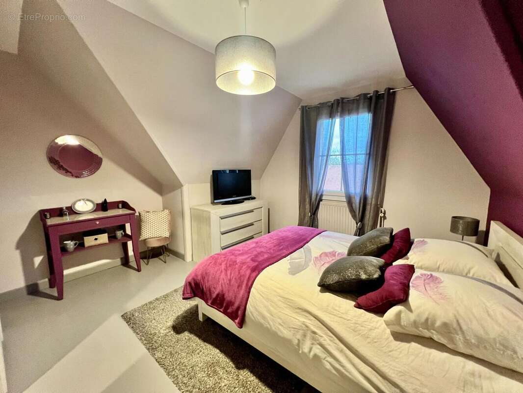 Photo 9 - Maison à VILLERS-COTTERETS