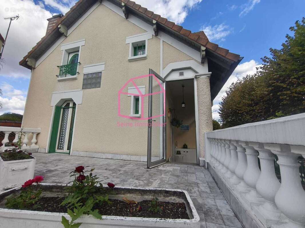 Maison à CHOISY-LE-ROI